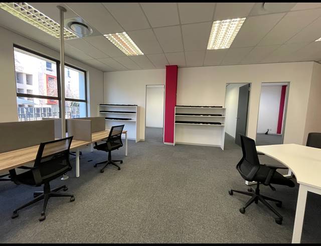 304M² OFFICE TO LET IN RIVONIA